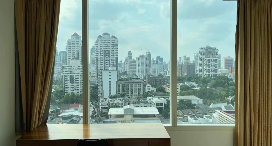 For rent 1 bed condo in Watthana, Bangkok