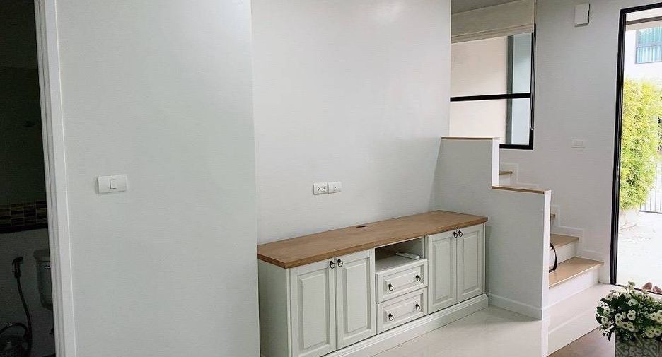For rent 2 bedrooms house in Prawet, Bangkok