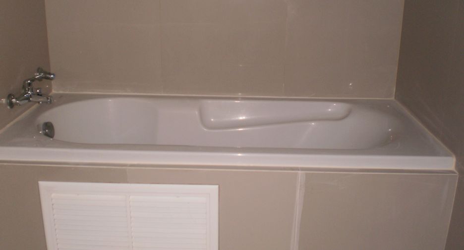 For rent 2 bedrooms apartment in Taling Chan, Bangkok