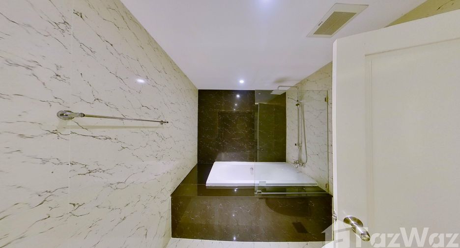 For rent 1 bed condo in Sathon, Bangkok