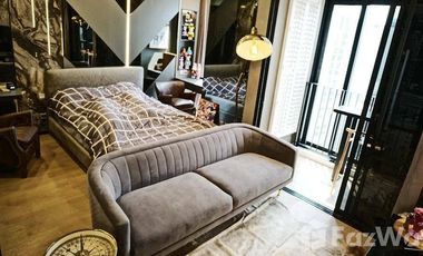 Wohnung zur Miete mit 1 Zimmer in Bang Rak, Bangkok