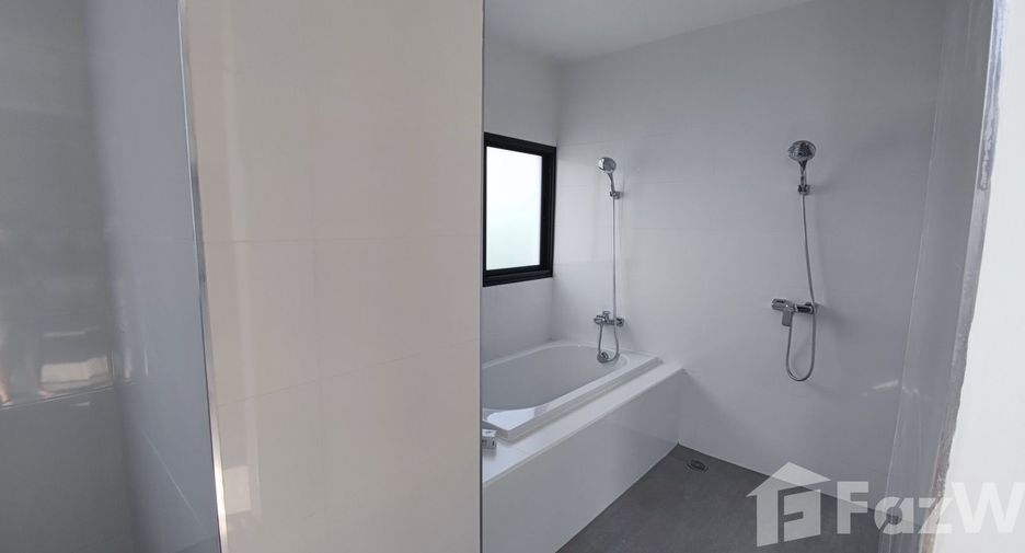 Apartment zur Miete mit 3 Zimmer in Khlong Toei, Bangkok