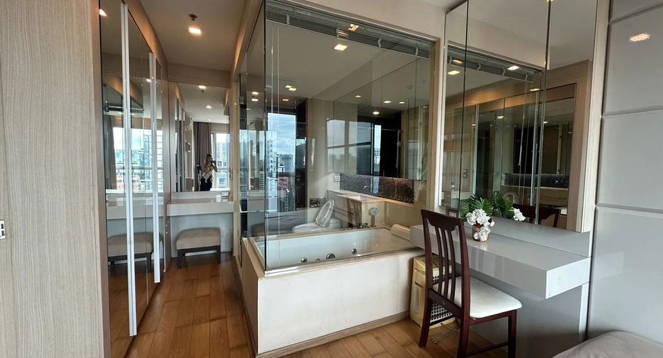 Condo en alquiler de 1 habitaciones en Watthana, Bangkok