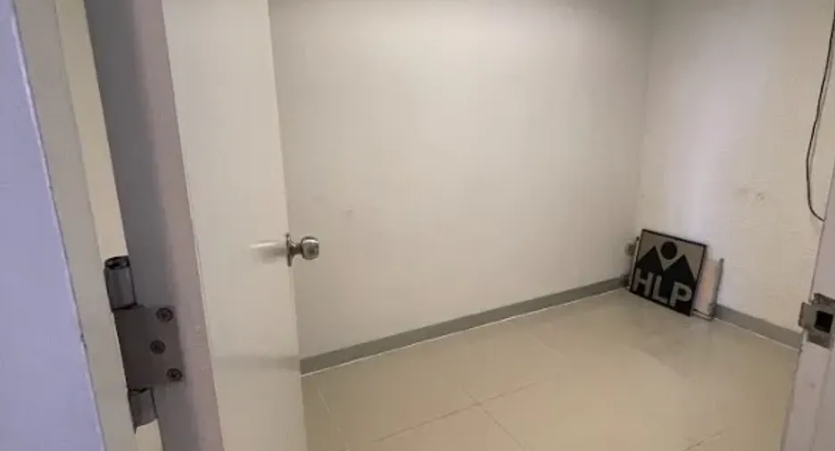 For rent office in Khlong Toei, Bangkok