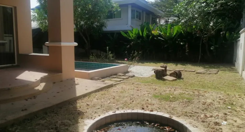 For rent 4 bedrooms house in Prawet, Bangkok