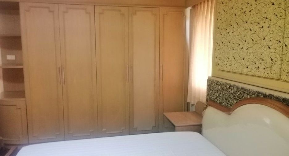 For rent 4 bedrooms house in Prawet, Bangkok