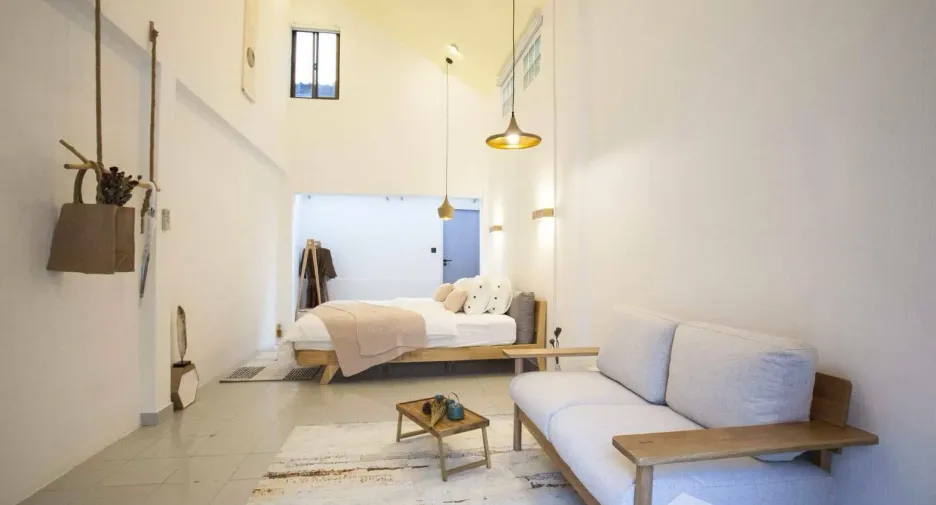 Haus zur Miete mit 4 Zimmer in Huai Khwang, Bangkok