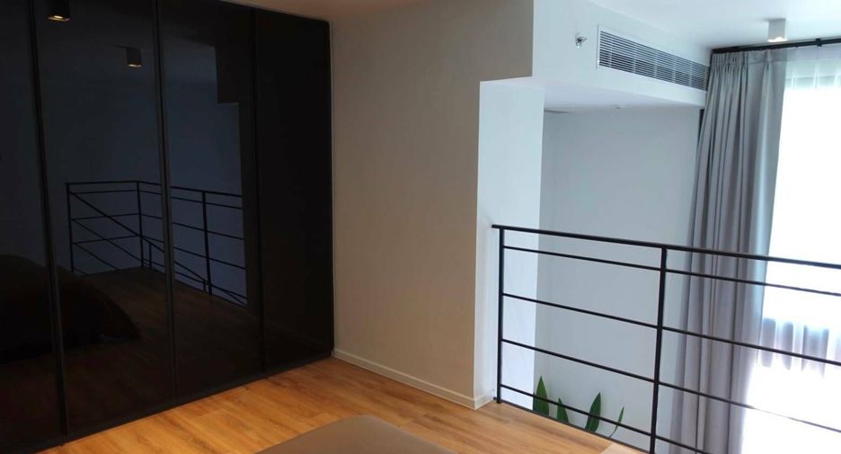Condo en alquiler de 1 habitaciones en Sathon, Bangkok