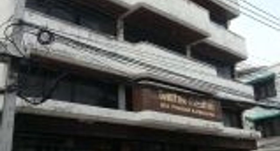 For rent 5 bedrooms retail Space in Khlong Toei, Bangkok