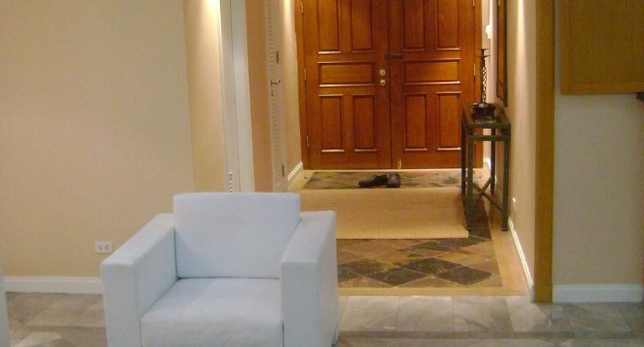 For rent 3 ベッドルーム condo in Pathum Wan, Bangkok