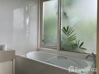 Аренда 2 спальни кондо в Кхлонг Тоеи, Бангкок