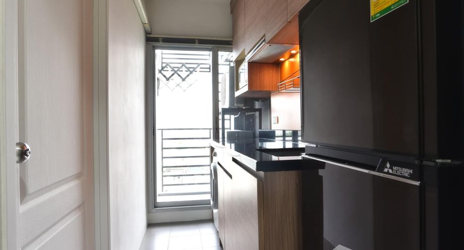 For rent 2 bedrooms condo in Bang Sue, Bangkok
