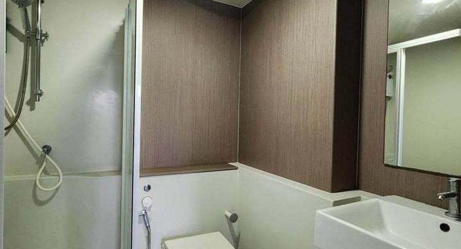 Condo en alquiler de 2 habitaciones en Chatuchak, Bangkok