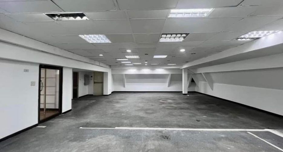 For rent office in Khlong San, Bangkok