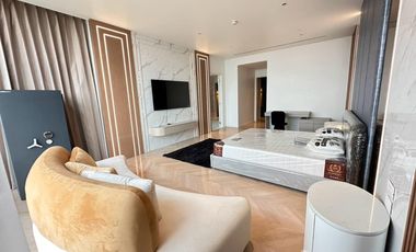 For rent 4 ベッドルーム condo in Bang Kho Laem, Bangkok