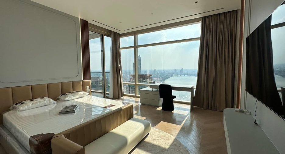 For rent 4 bedrooms condo in Bang Kho Laem, Bangkok