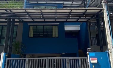 For rent 1 bed townhouse in Bang Kapi, Bangkok