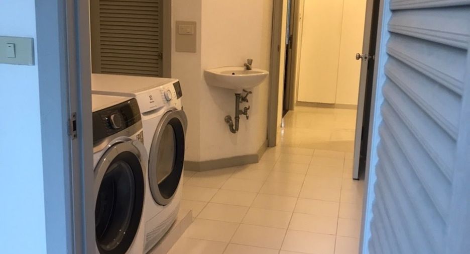 Wohnung zur Miete mit 3 Zimmer in Watthana, Bangkok