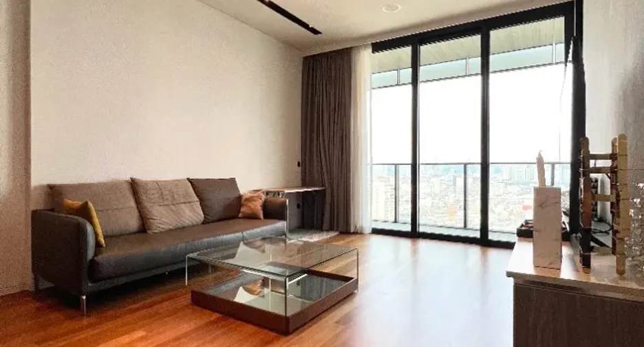For rent 1 bed condo in Khlong San, Bangkok