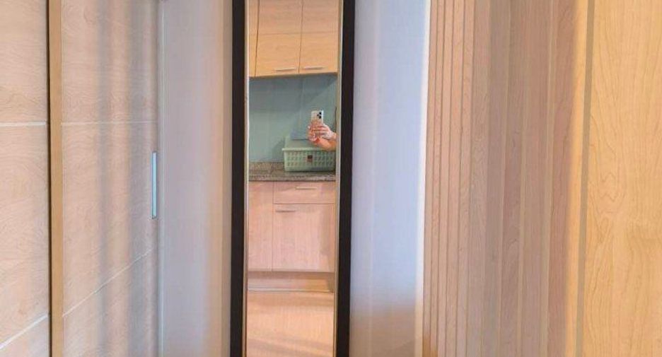 À louer studio condo à Khlong Toei, Bangkok