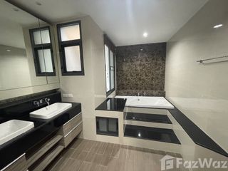 出租 5 卧室 独立屋 在 Bang Na, 曼谷