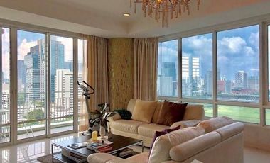 À louer 3 chambres condo à Pathum Wan, Bangkok