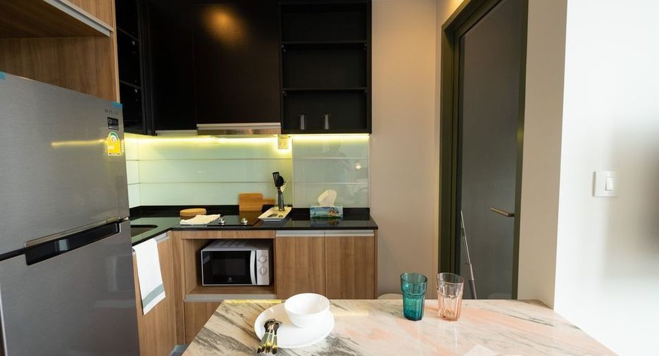 Wohnung zur Miete mit 1 Zimmer in Pathum Wan, Bangkok