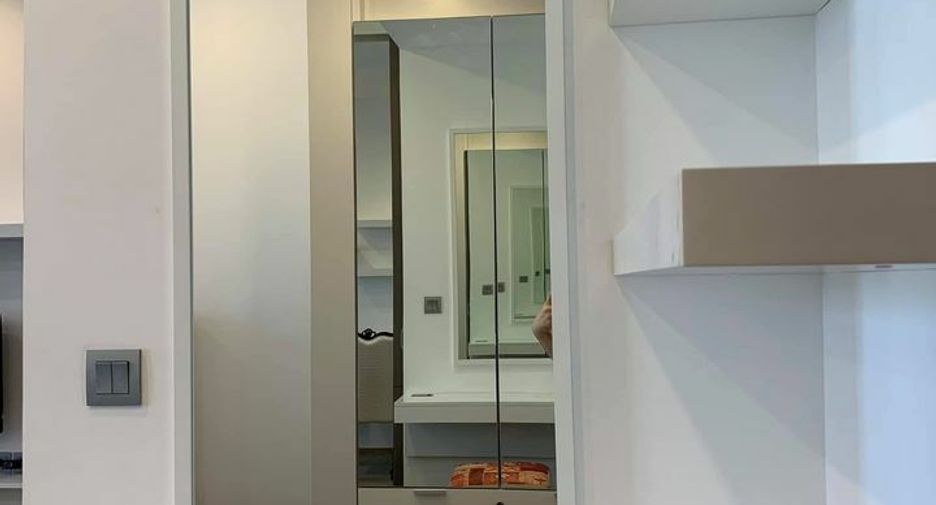 For rent 1 bed condo in Bang Rak, Bangkok