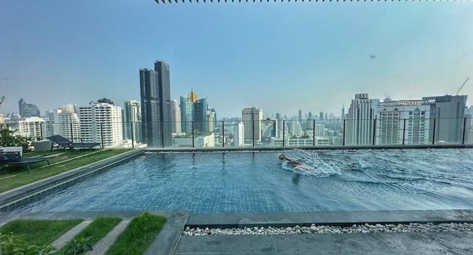 Condo en alquiler de 2 habitaciones en Watthana, Bangkok