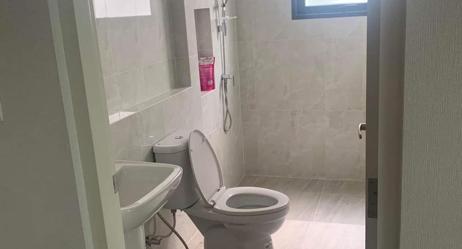 For rent 4 bedrooms house in Sai Mai, Bangkok