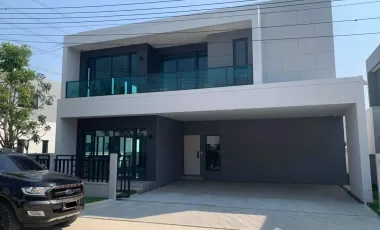 For rent 4 bedrooms house in Sai Mai, Bangkok