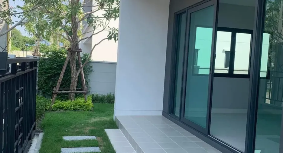 For rent 4 bedrooms house in Sai Mai, Bangkok