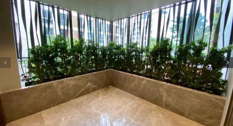 For rent 3 bedrooms condo in Yan Nawa, Bangkok