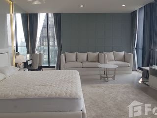 Condo en alquiler de 3 habitaciones en Pathum Wan, Bangkok