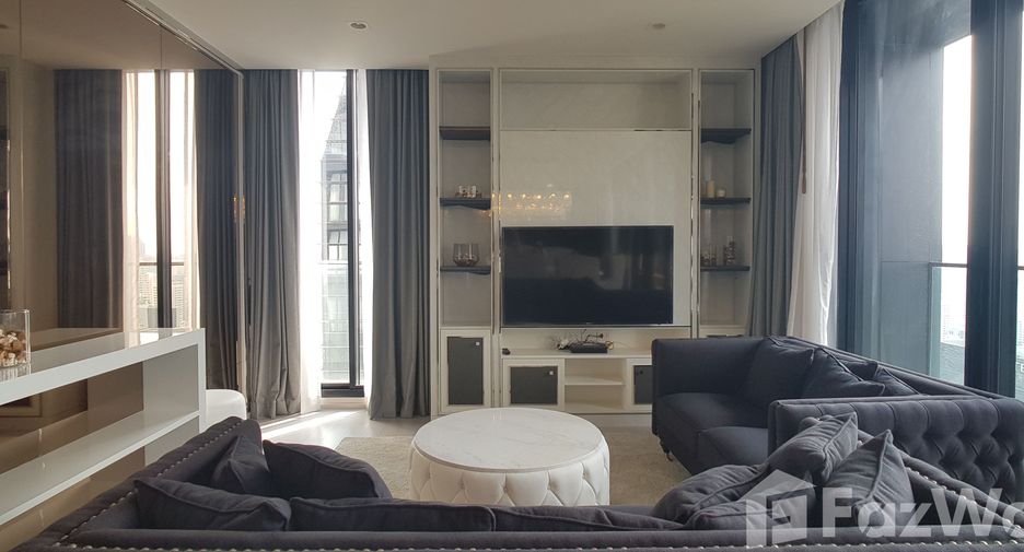 À louer 3 chambres condo à Pathum Wan, Bangkok