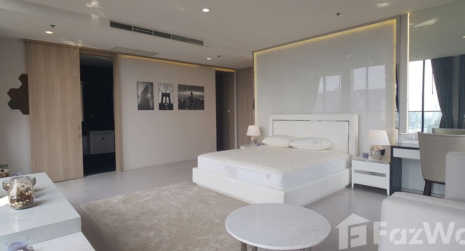 À louer 3 chambres condo à Pathum Wan, Bangkok