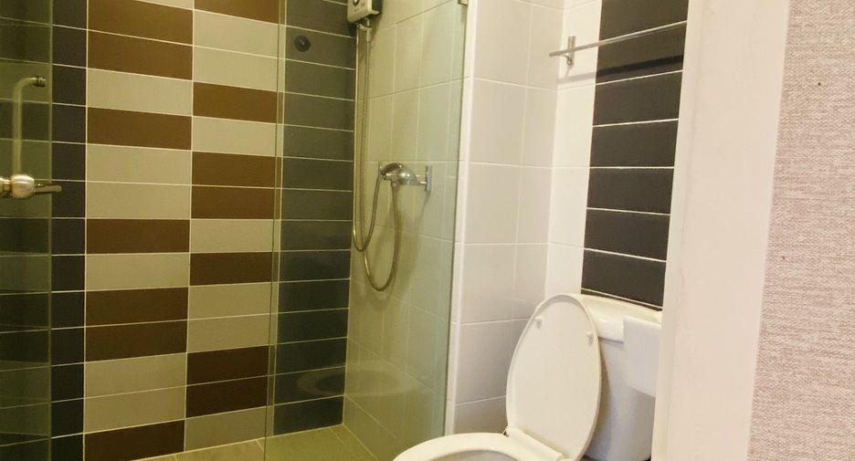 For rent 1 bed condo in Yan Nawa, Bangkok