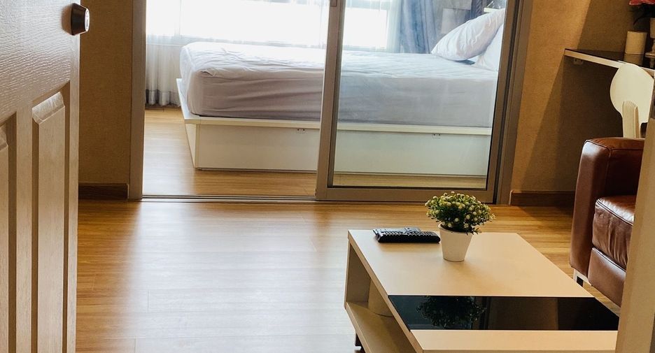 For rent 1 bed condo in Yan Nawa, Bangkok