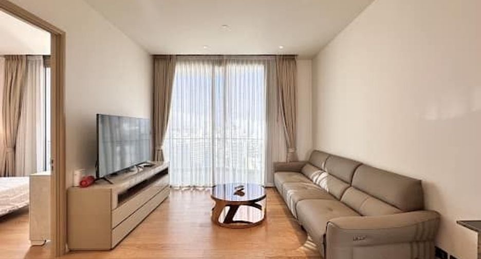 For rent 2 bedrooms condo in Khlong San, Bangkok