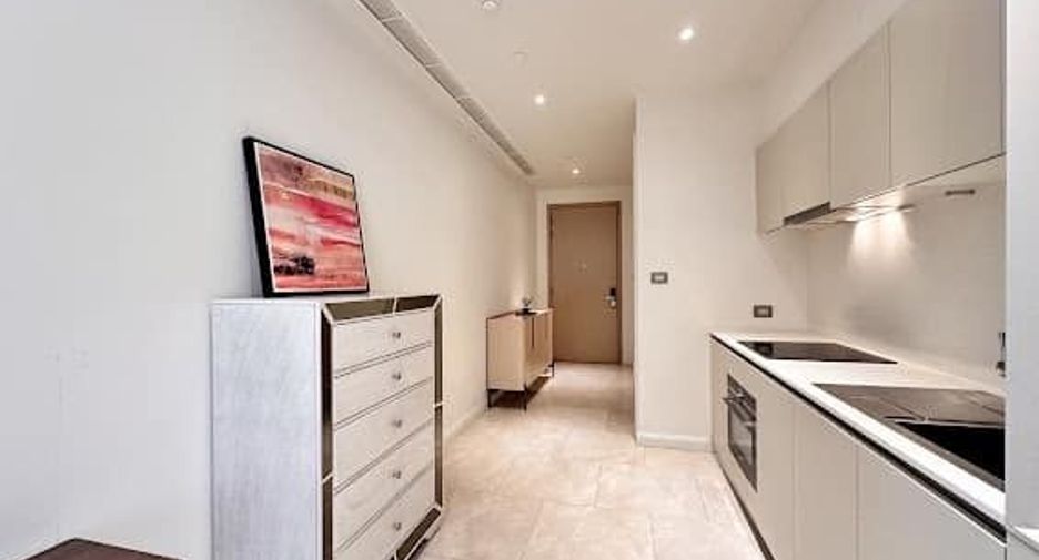 For rent 2 bedrooms condo in Khlong San, Bangkok