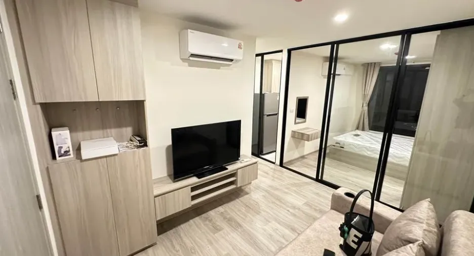 Condo en alquiler de 1 habitaciones en Bang Na, Bangkok