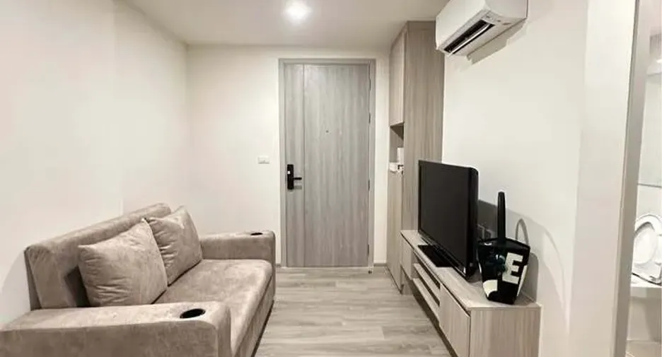 Condo en alquiler de 1 habitaciones en Bang Na, Bangkok