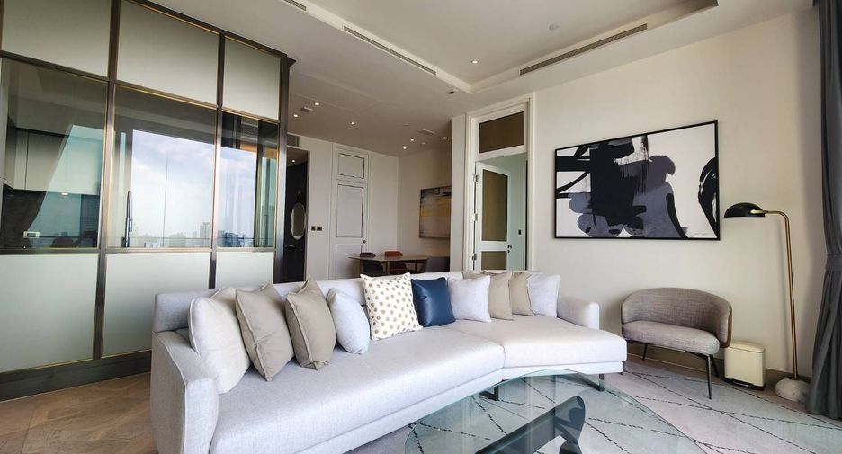 For rent 2 bedrooms condo in Khlong San, Bangkok