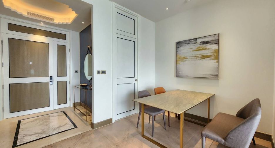For rent 2 bedrooms condo in Khlong San, Bangkok