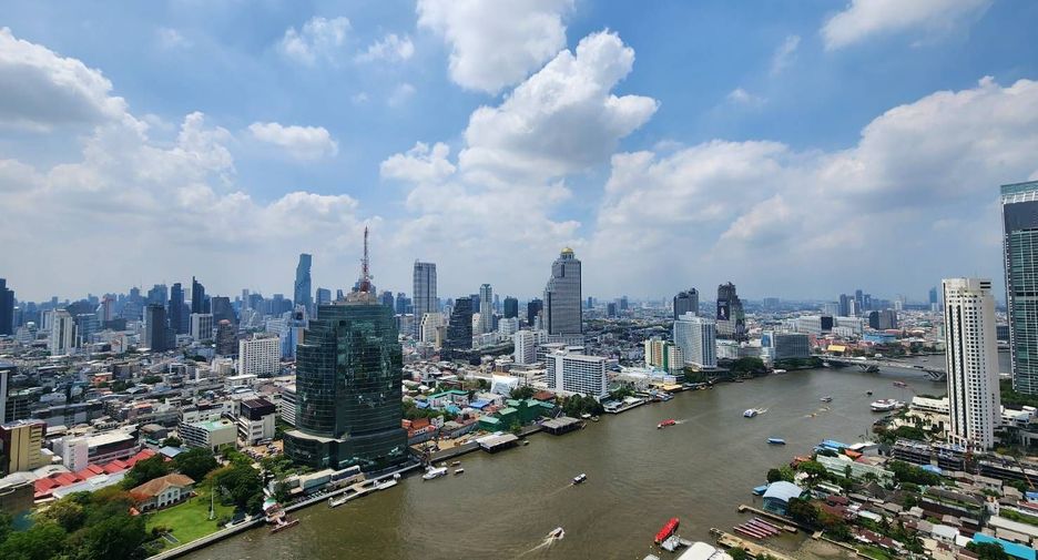 For rent 2 bedrooms condo in Khlong San, Bangkok
