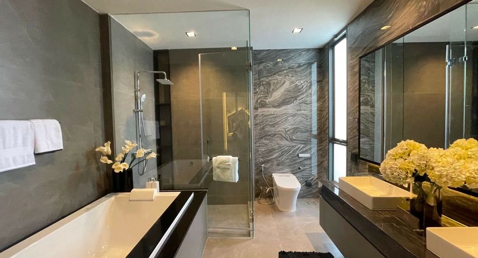 Haus zur Miete mit 5 Zimmer in Suan Luang, Bangkok