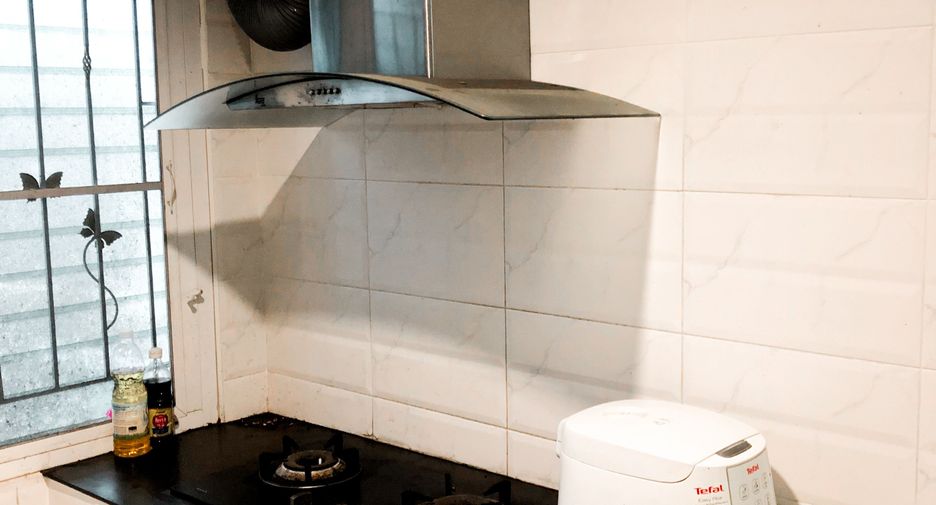 For rent 3 bedrooms townhouse in Min Buri, Bangkok