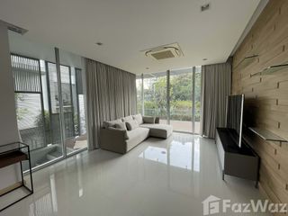 For rent 2 bedrooms house in Huai Khwang, Bangkok