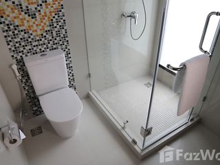 À louer studio condo à Bang Rak, Bangkok