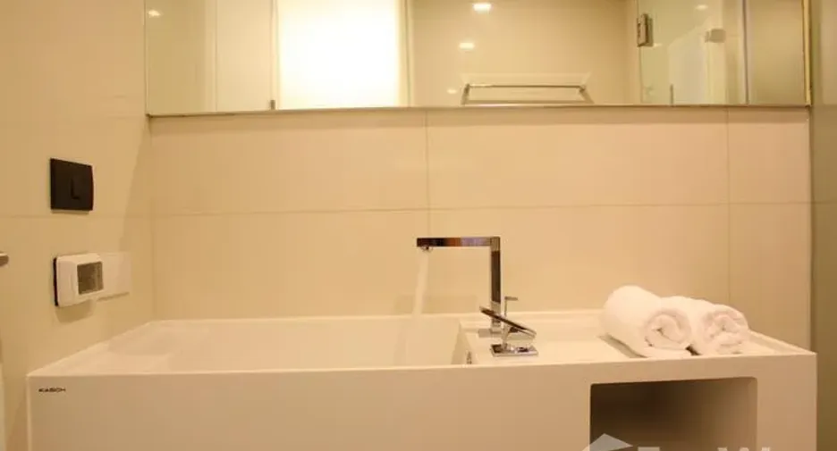 For rent studio apartment in Sathon, Bangkok